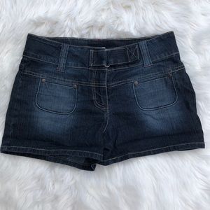 No boundaries stretch jean shorts